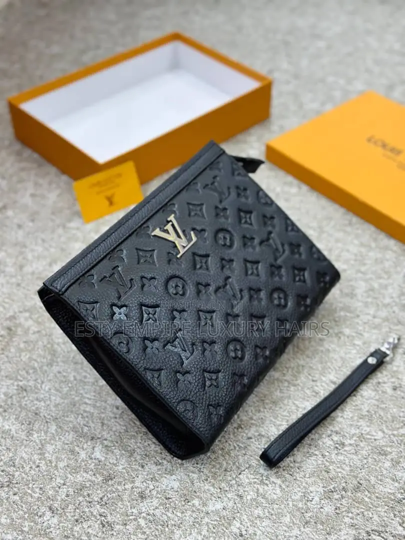 High Quality Luxury Louis Vuitton Men Purse