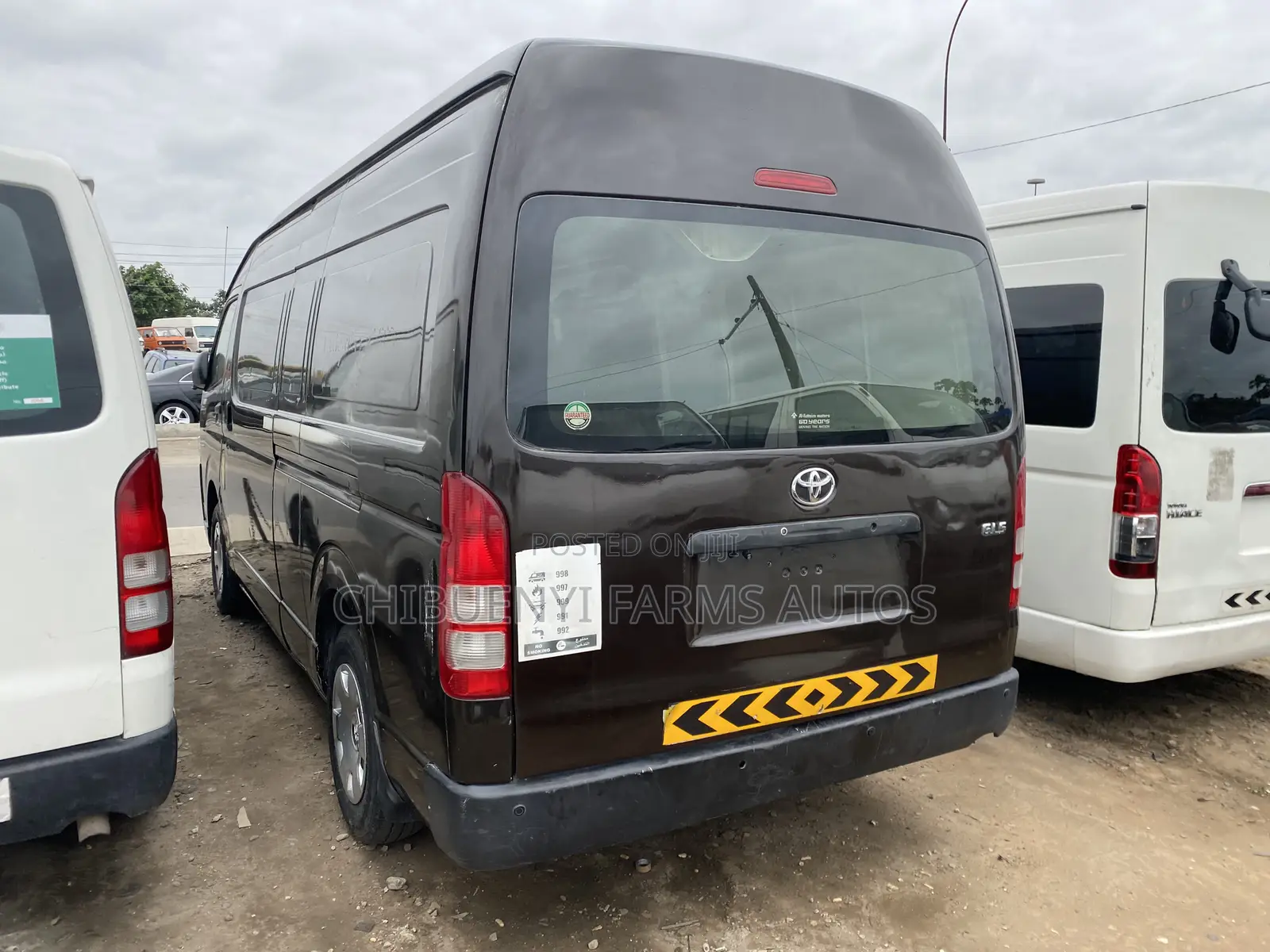 Toyota HiAce 2015 Beige