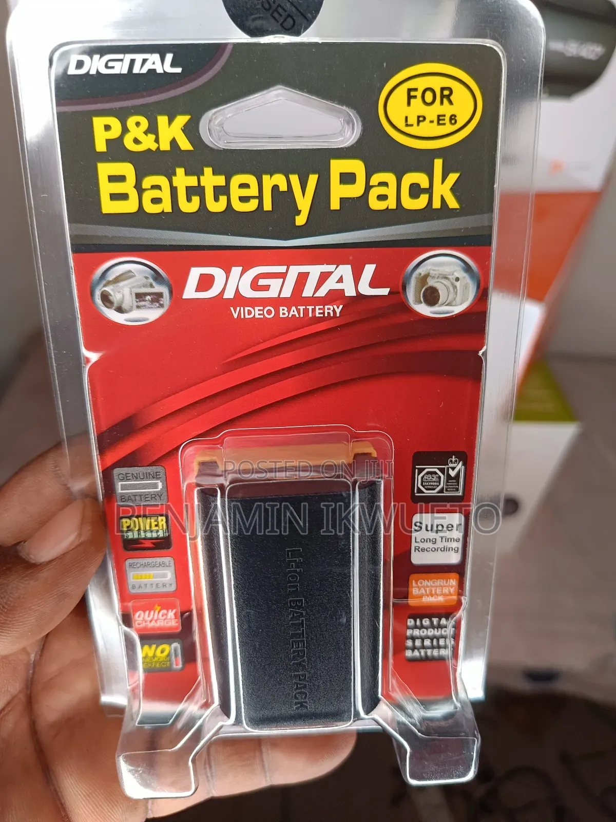 Camera Battery for Nikon and Canon