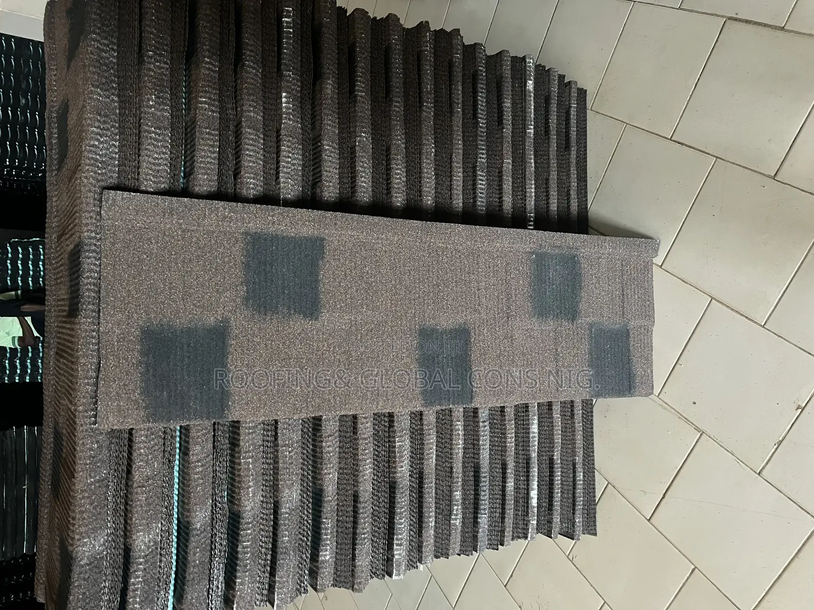 Coffee Shingle With Patch Stone Roofing Sheet