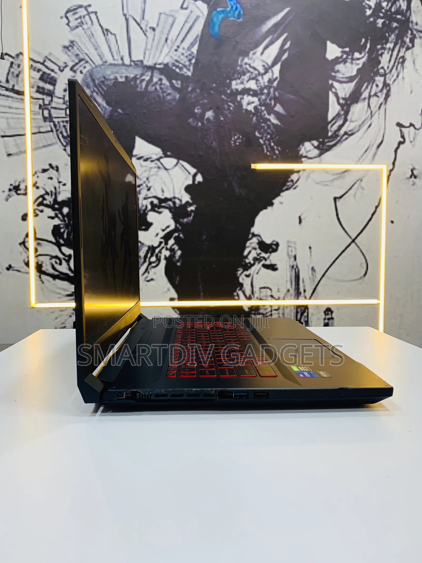 Laptop MSI Katana 17 16GB Intel Core i7 SSD 512GB