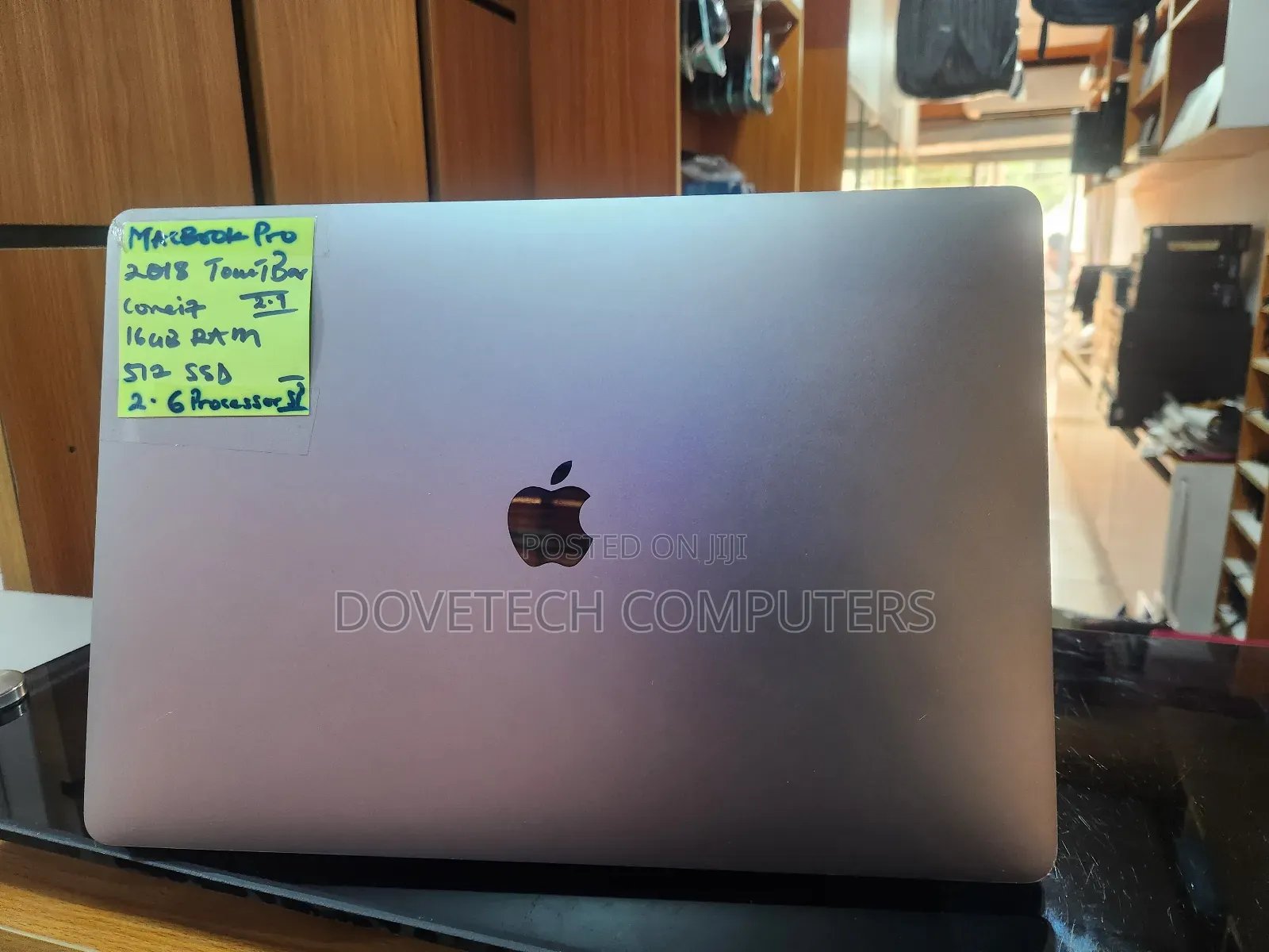 Laptop Apple MacBook 2018 16GB Intel Core i7 SSD 512GB