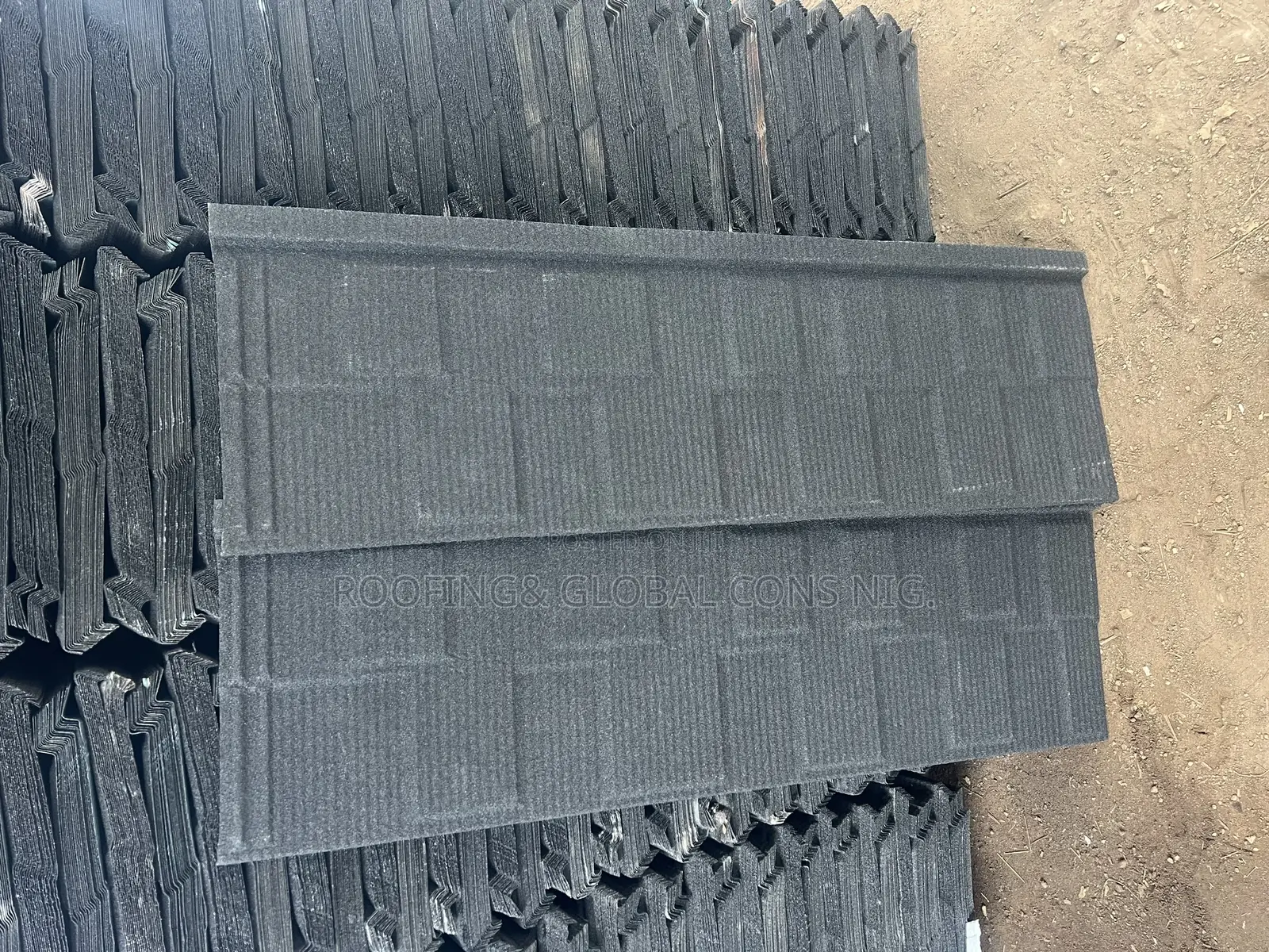 Plane Black Shingle Roof Tiles