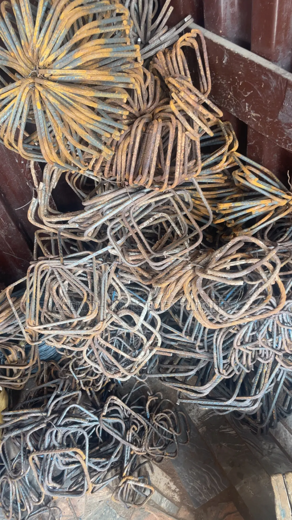 Distributor of All Sizes of Rings for Construction