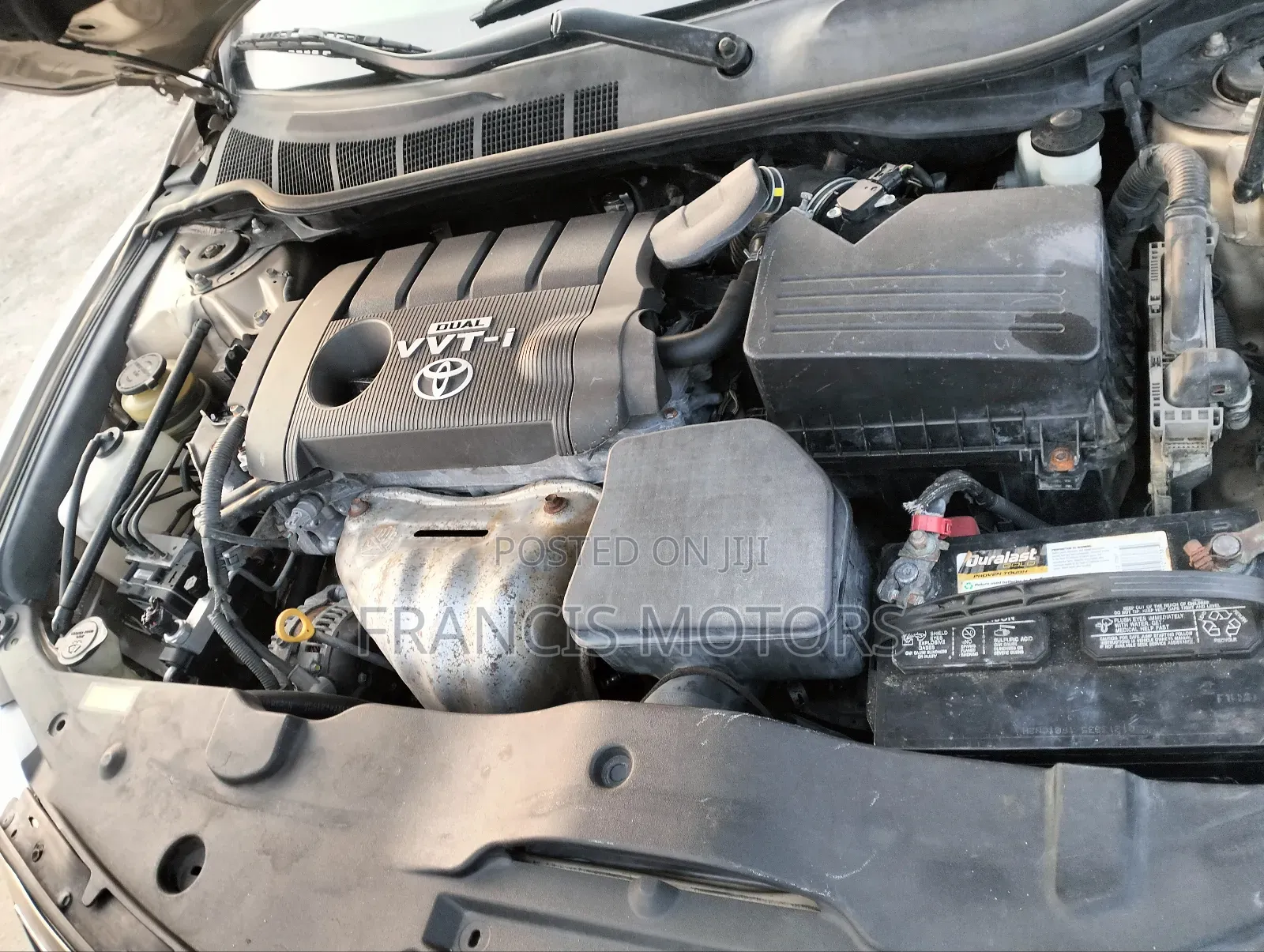 Toyota Camry LE 4dr Sedan (2.5L 4cyl 6AM) 2010 Gold