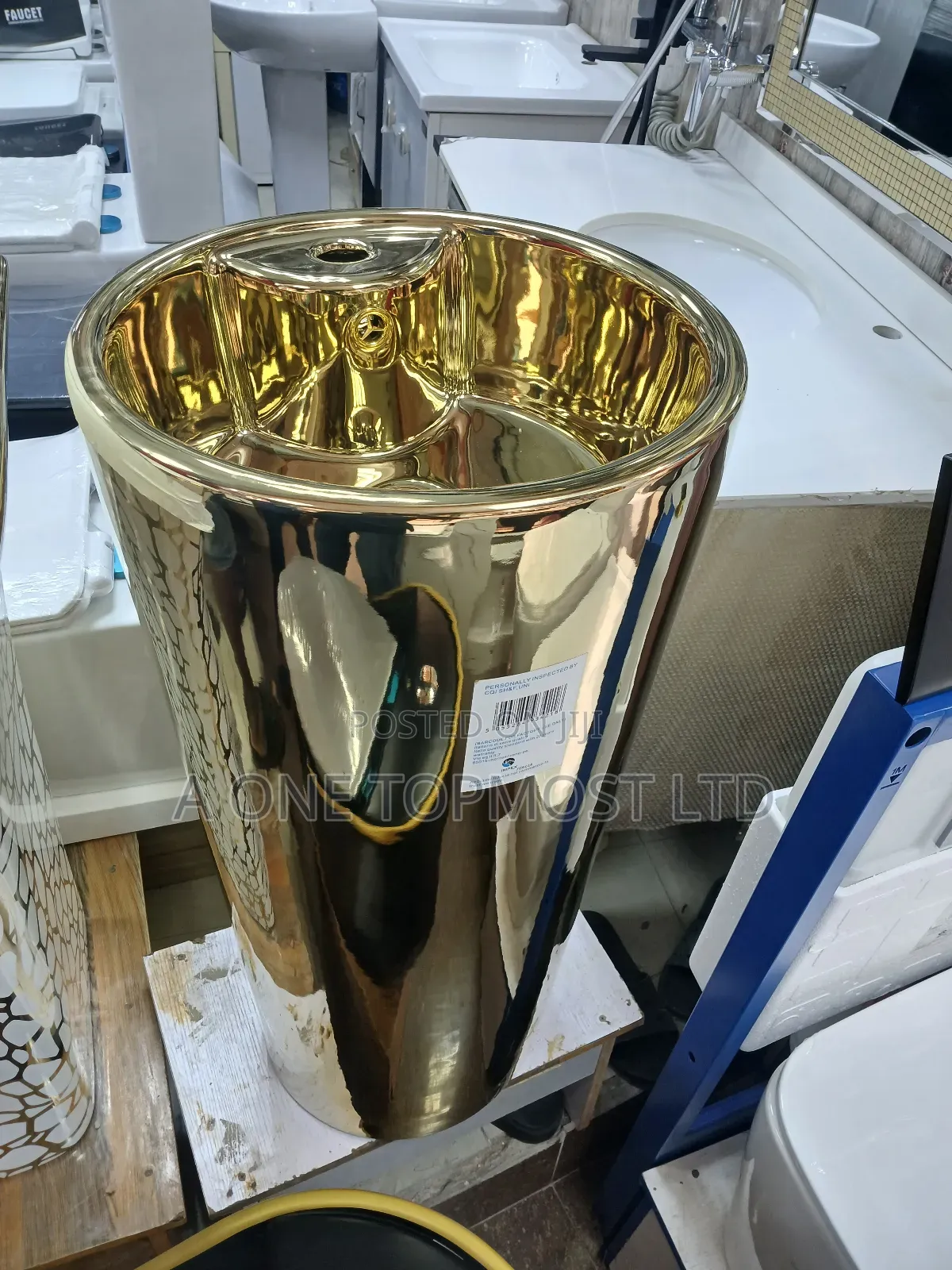 Gold Standing Basin