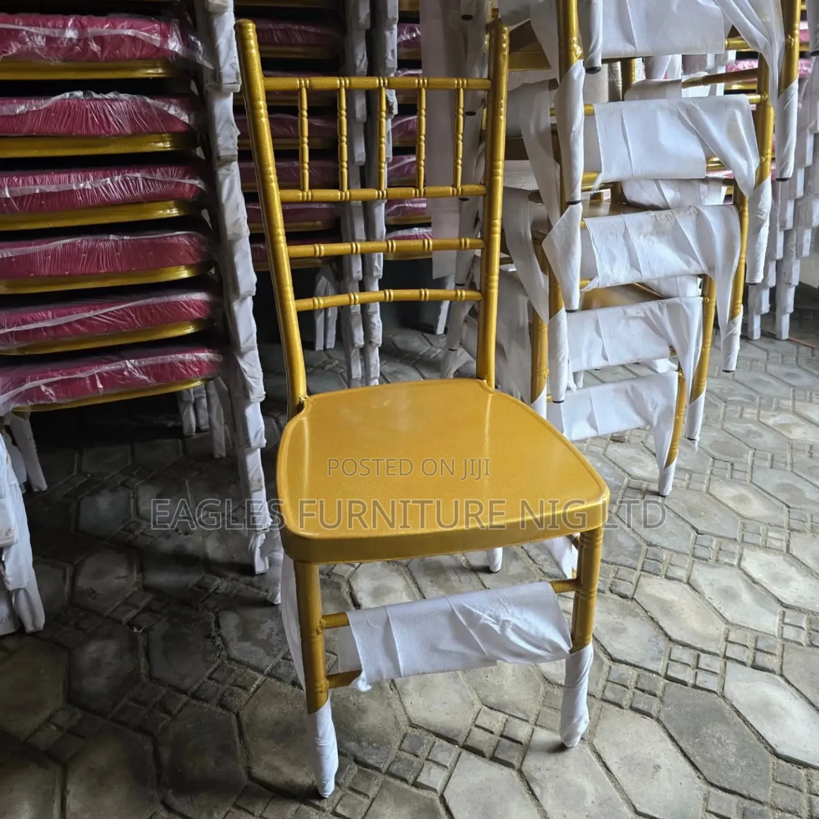 Quality Golden Chivalry Event Chair