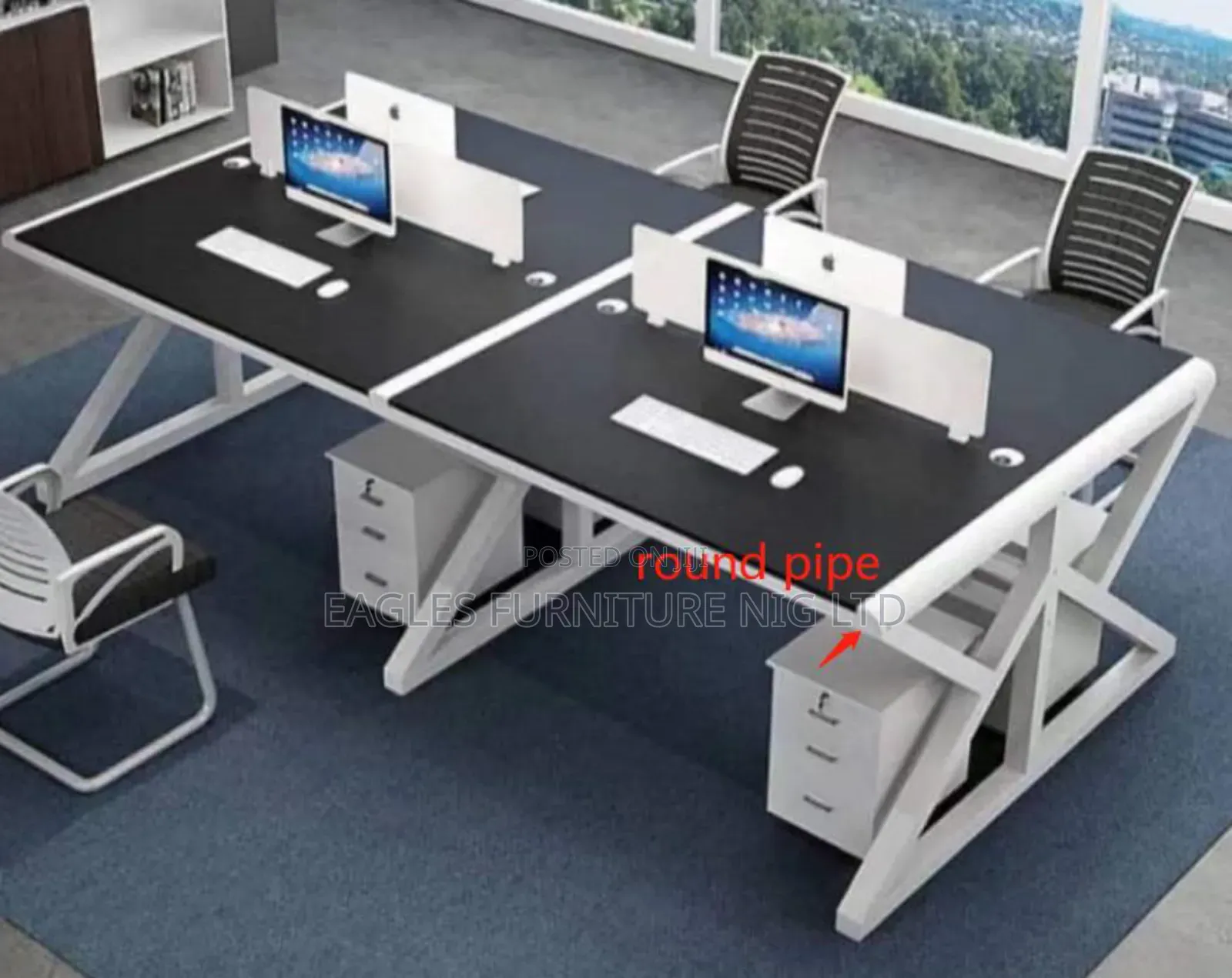Luxury Standard Black and White Work Station With 4 Drawer