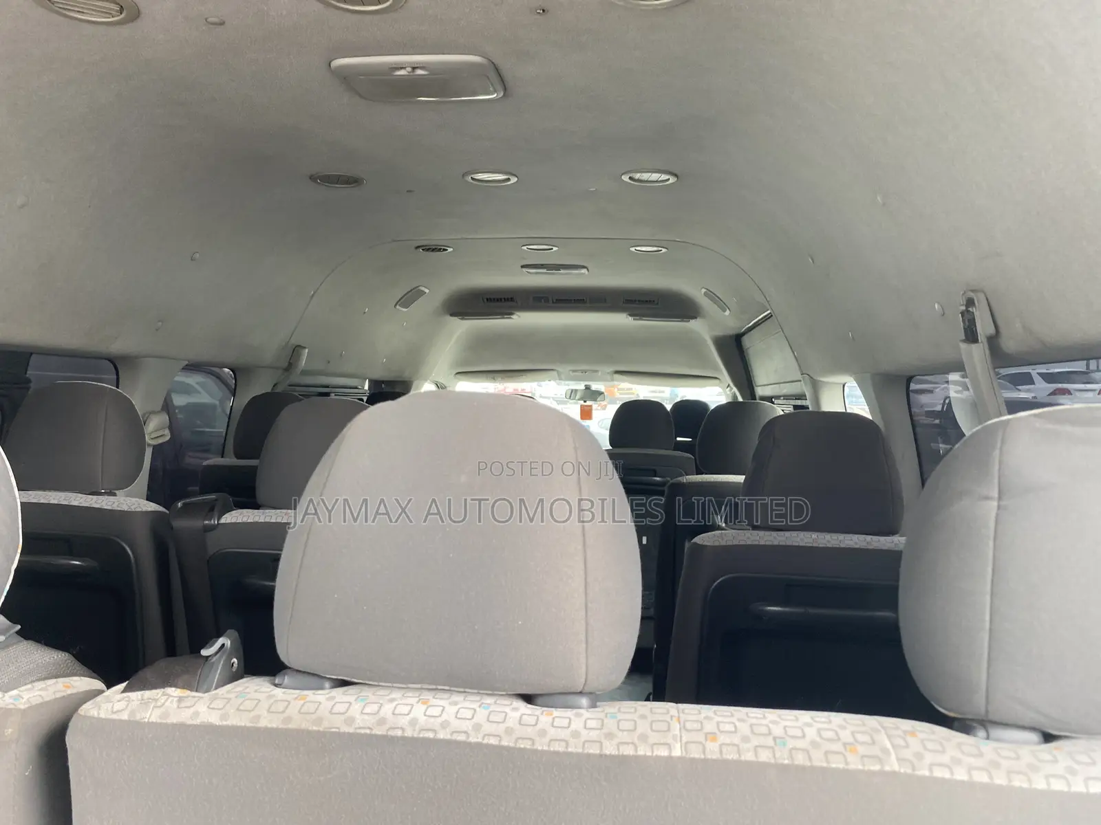 Toyota HiAce 2015 White