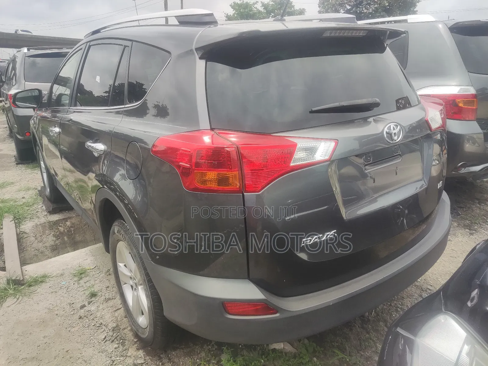 Toyota RAV4 LE 4dr SUV AWD (2.5L 4cyl 6A) 2015 Gray