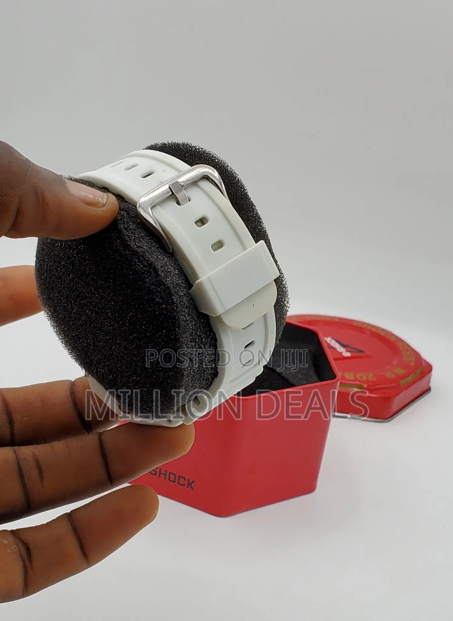 Rubber Strap White Men’S Dual Time Wrist Watch