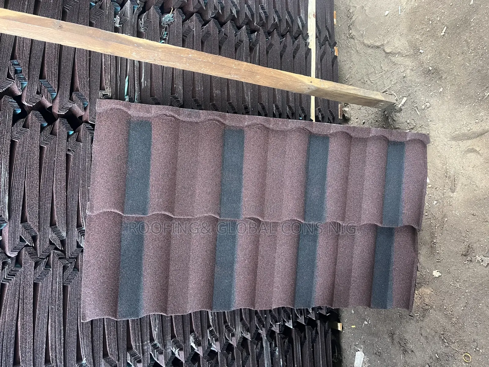 Red Mix Black Milano Roofing Sheet Tiles With Black Patch