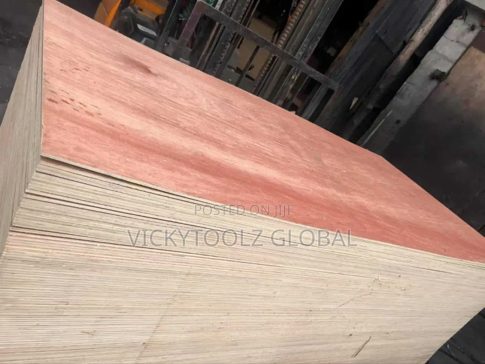 Veneer Faced Plywood Board