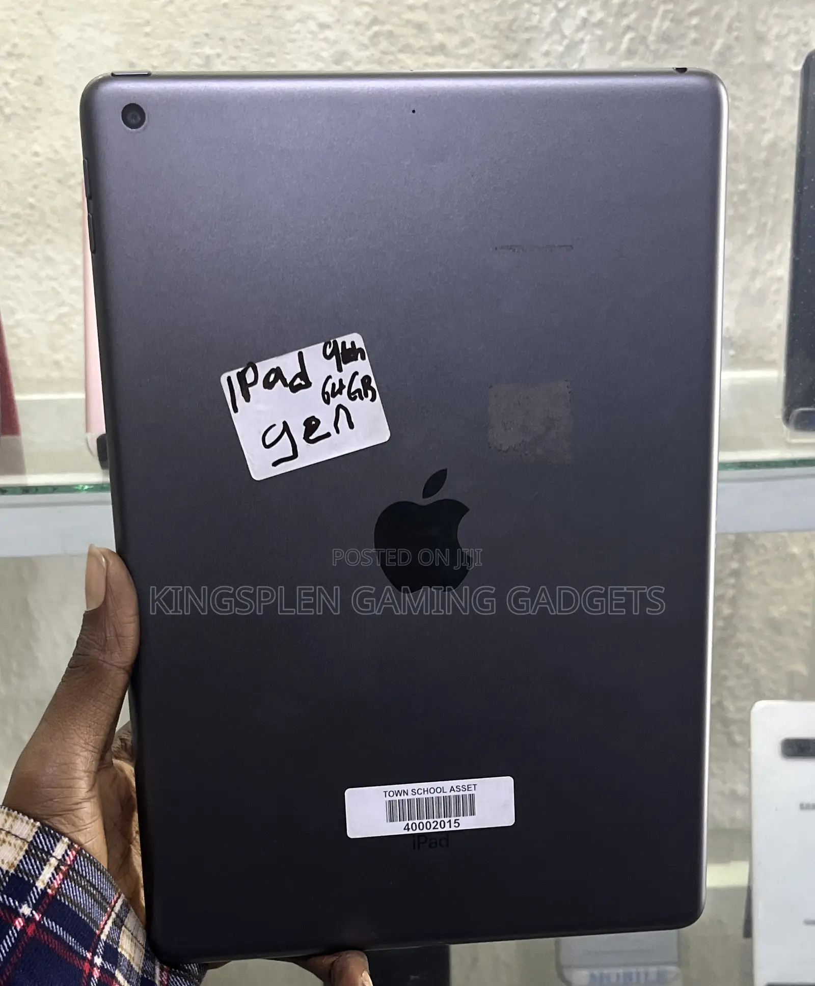 Apple iPad 10.2 (2021) 64 GB Gray