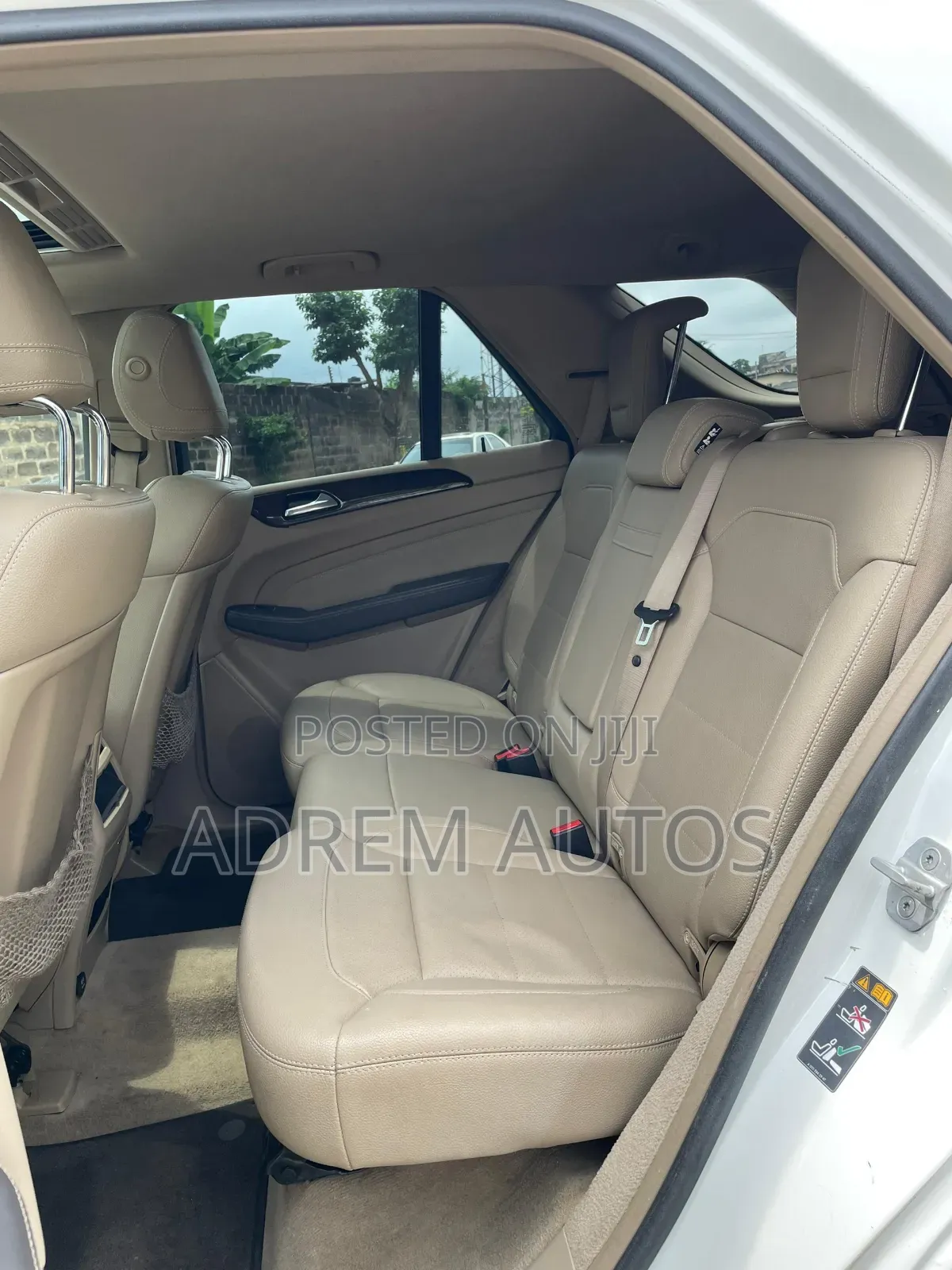 Mercedes-Benz M Class ML350 4MATIC 4dr SUV AWD (3.5L 6cyl 7A) 2014