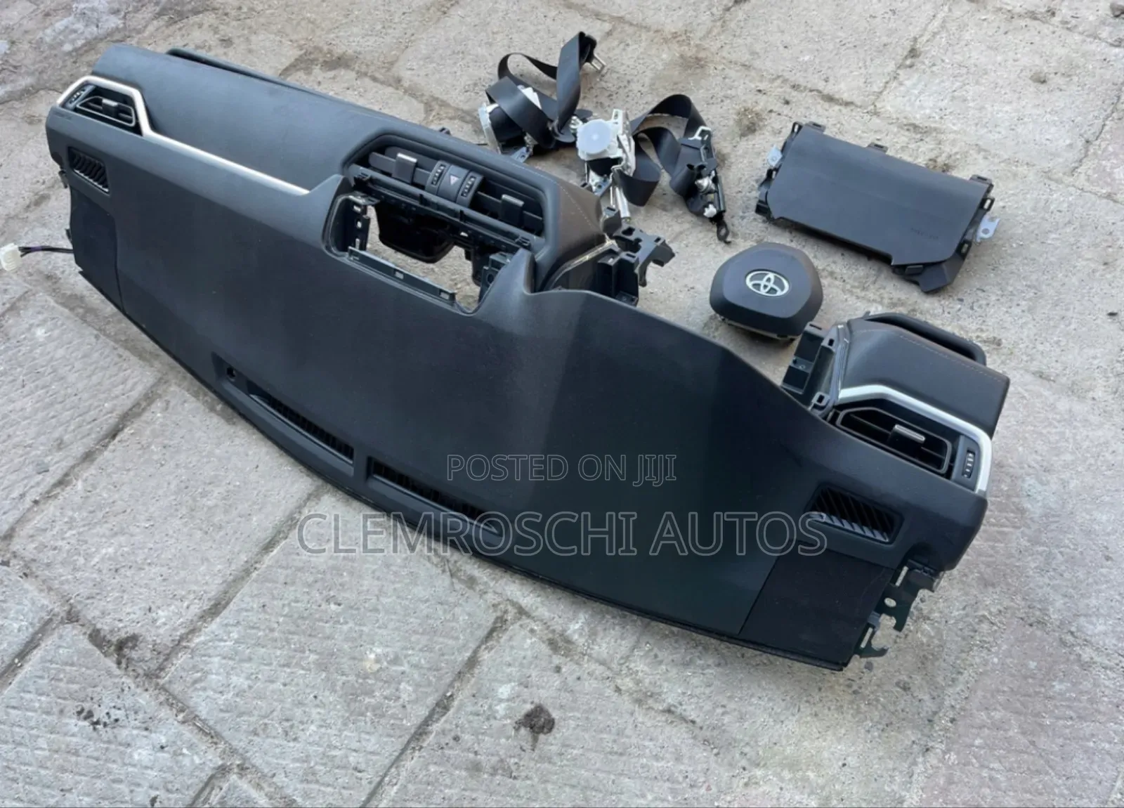 High Quality Certified Complete Dashboard Toyota Rav4 2022-2025 Latest