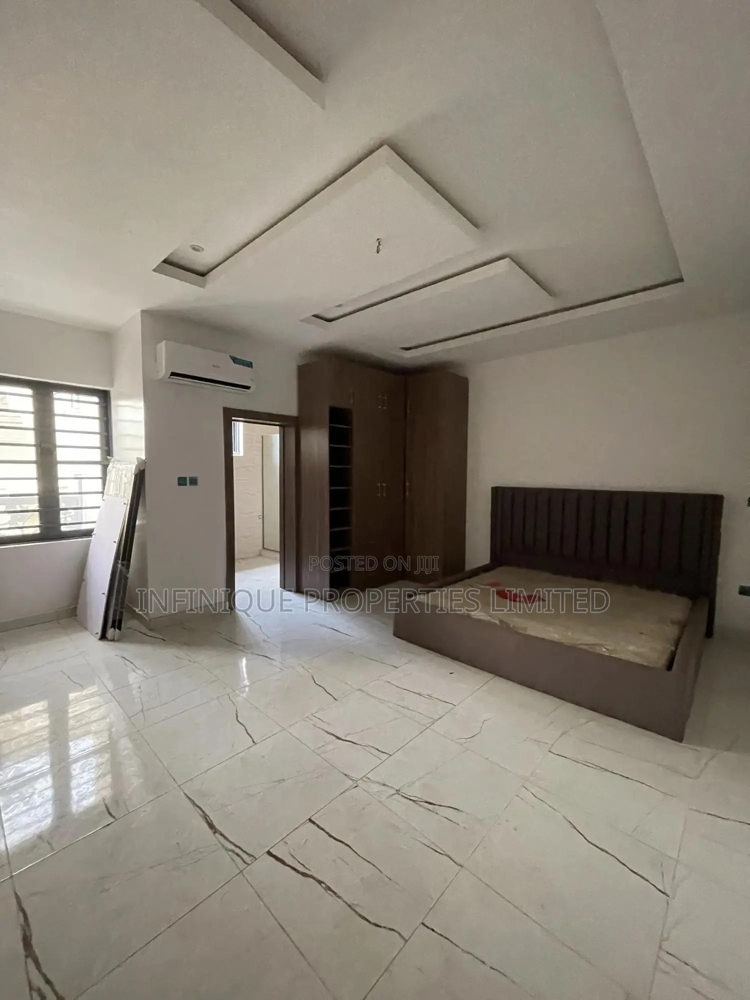 4bdrm Townhouse/Terrace in Ikeja Gra for Sale