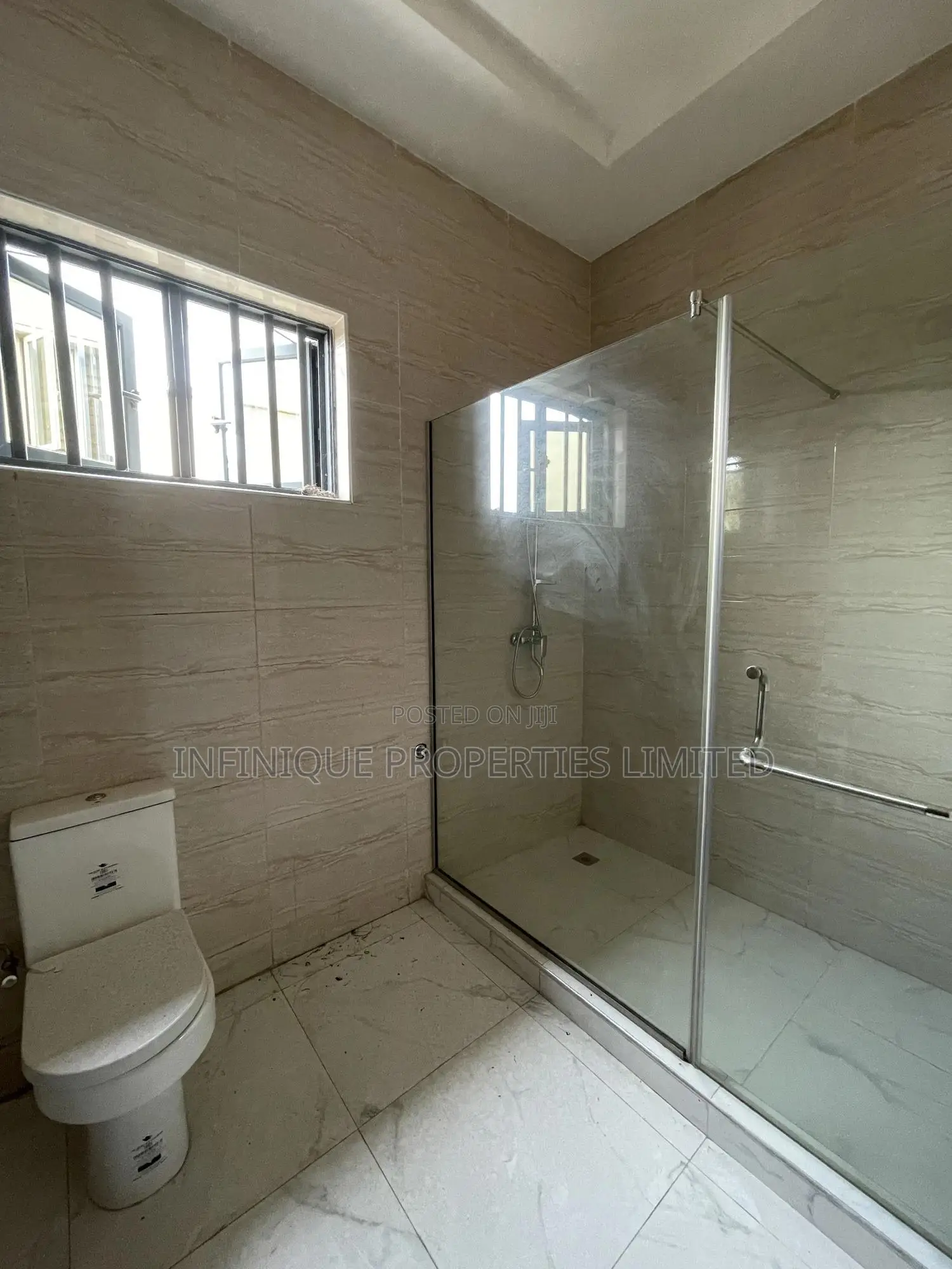 4bdrm Townhouse/Terrace in Ikeja Gra for Sale