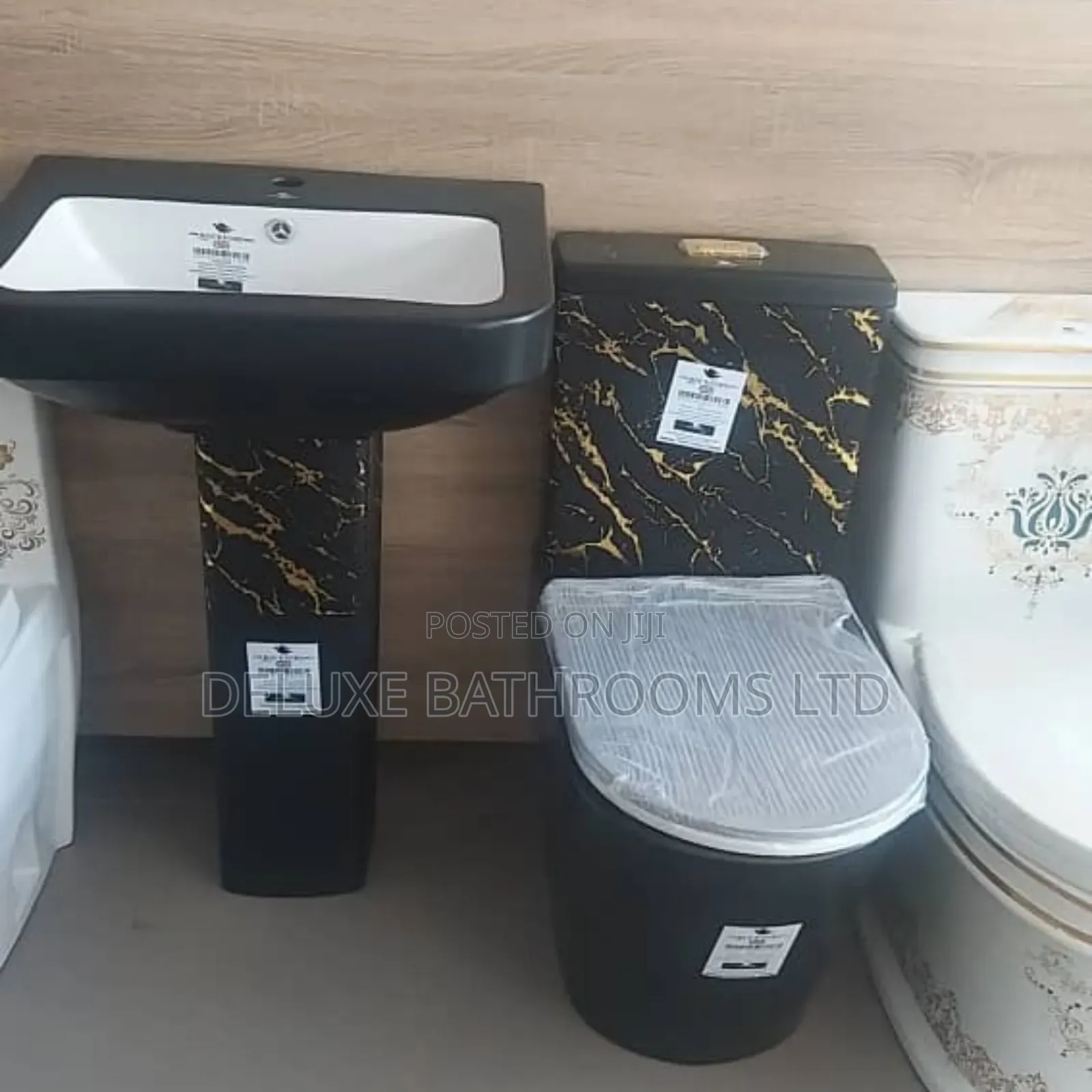 Black Luxury Water Closet