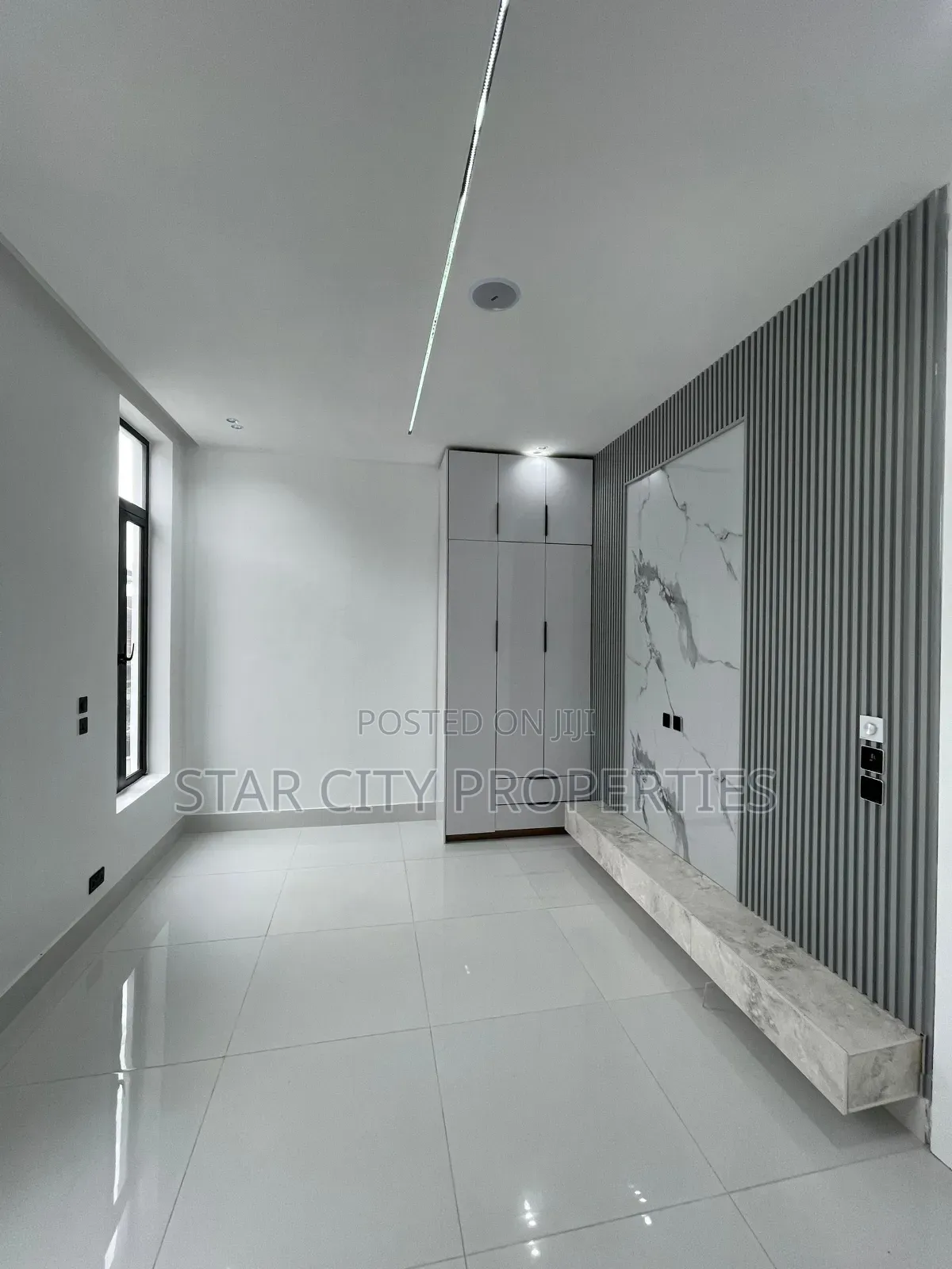 5bdrm House in Chevron, Lekki Phase 2 for sale