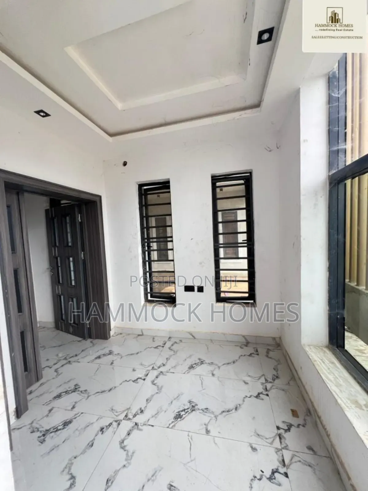 4bdrm Duplex in Chief Lateef Oyelade, Oluyole Estate for sale