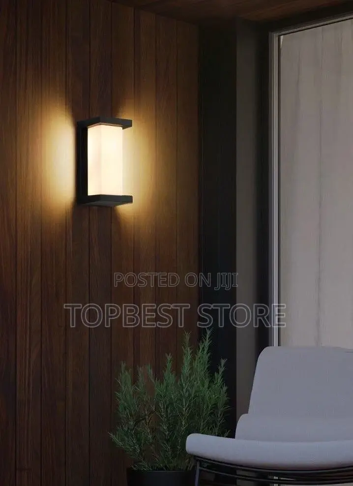 Modern Outdoor Wall Lamp