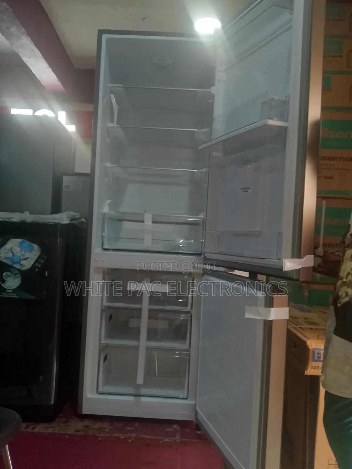 Original New Hisense Fridge 350 Litre ( Black Mirror Glass )>Dispenser