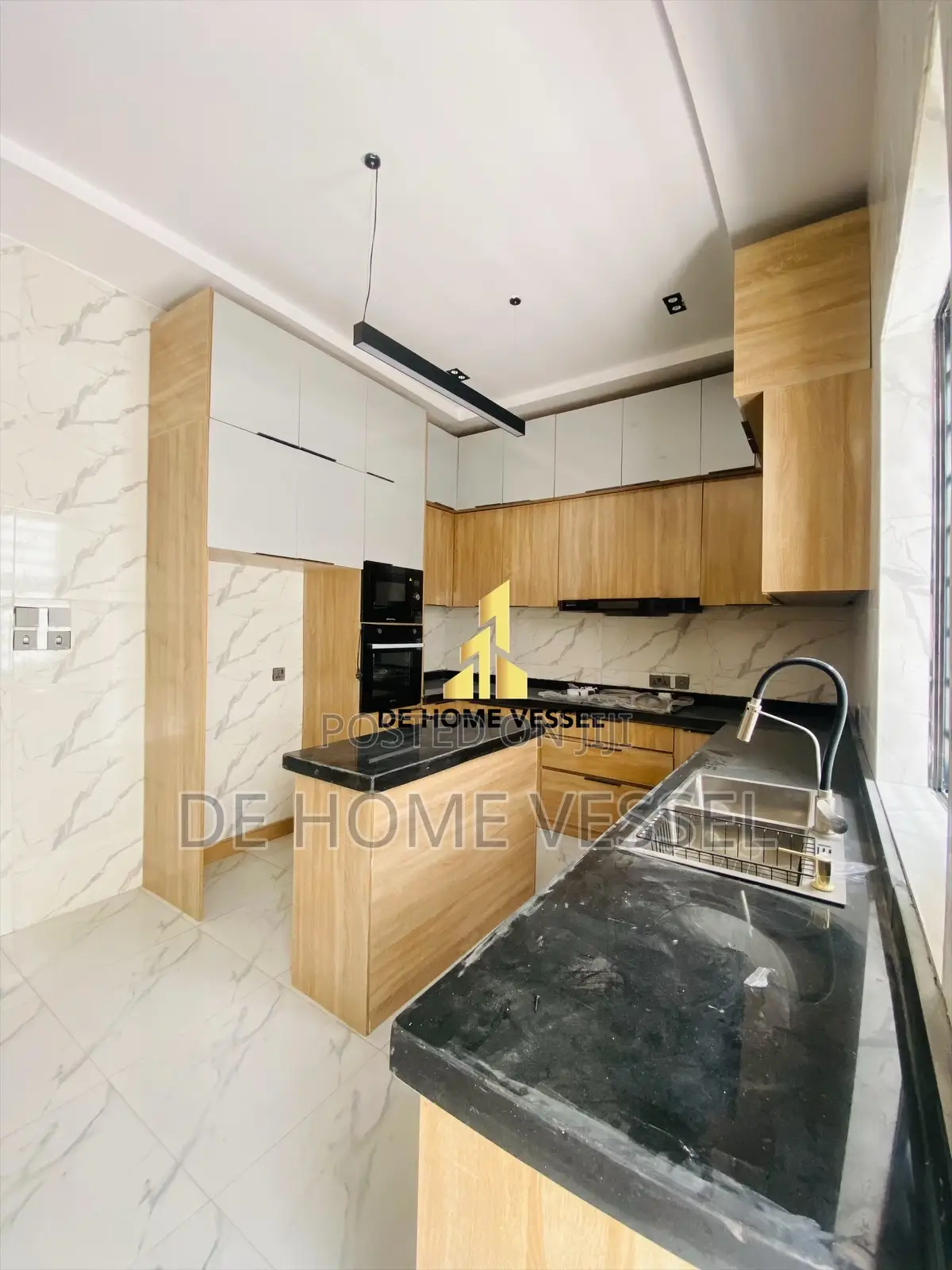4bdrm Duplex in Lekki for sale