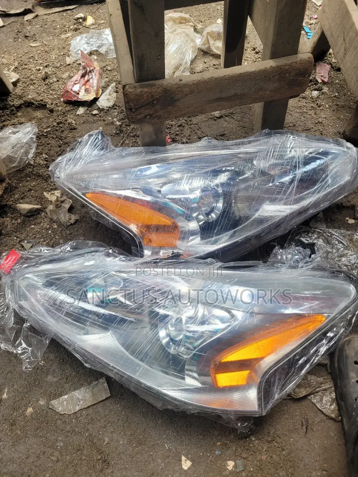 Headlight Nissan Altima 2015