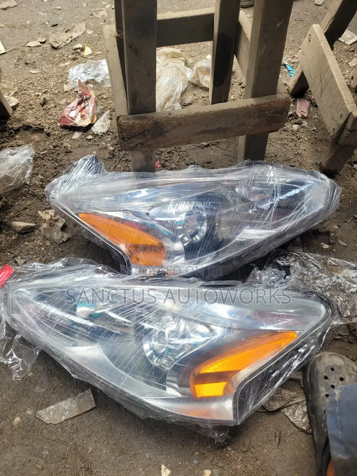 Headlight Nissan Altima 2015