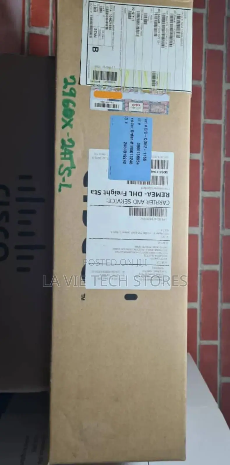 Cisco Catalyst Ws-C2960x-24ts-L, 24-Port Gigabit Switch