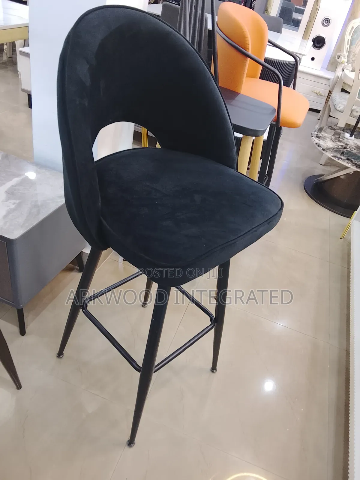 4 Metal Leg Kitchen/Bar Stool