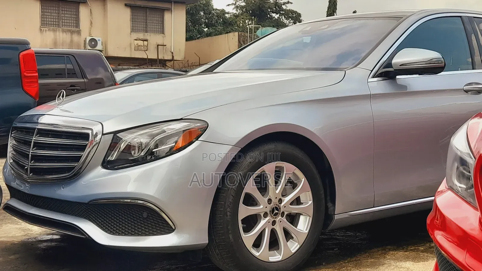 Mercedes-Benz E300 2018 Blue