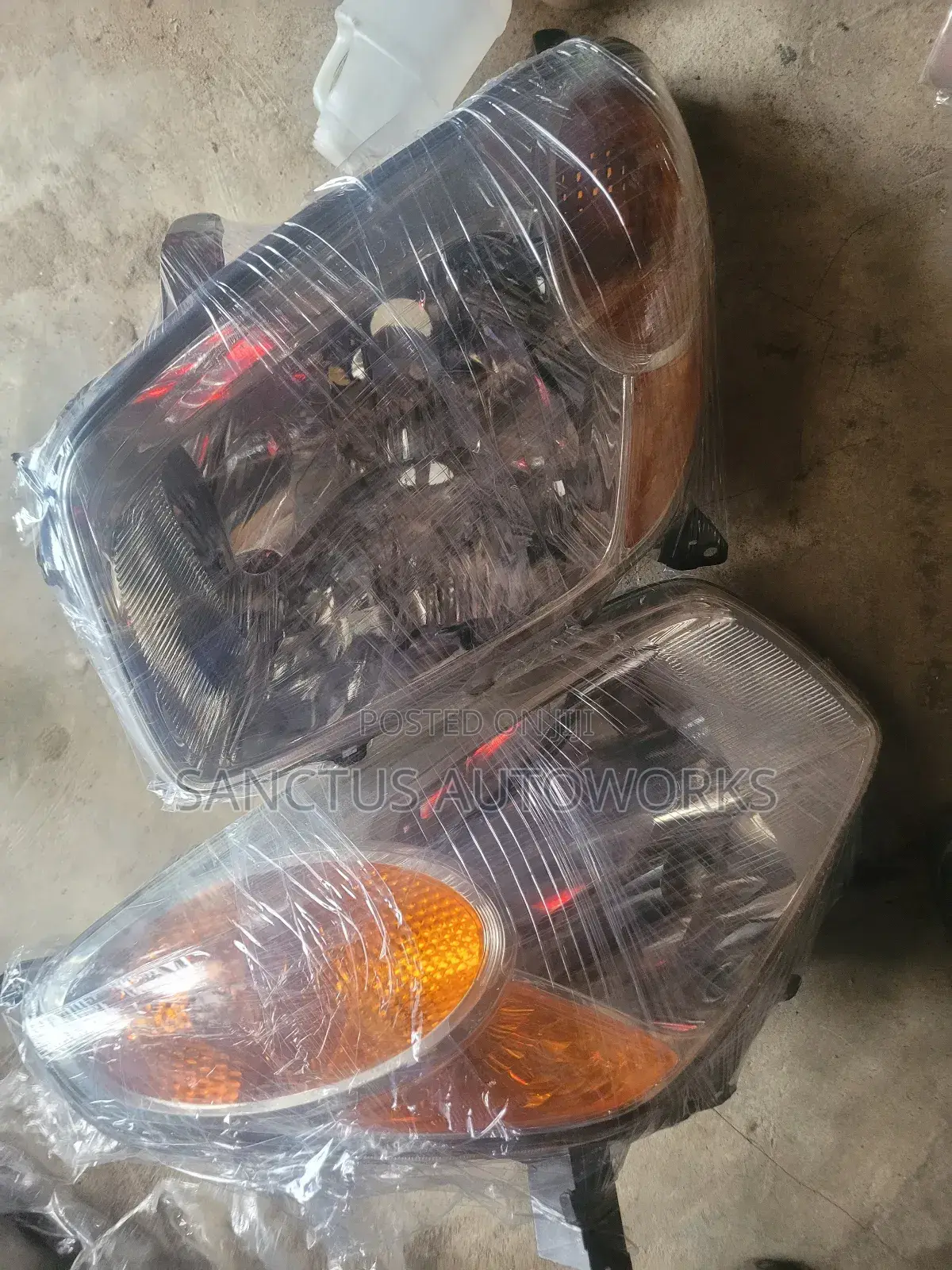 Headlight Toyota Rav4 2006