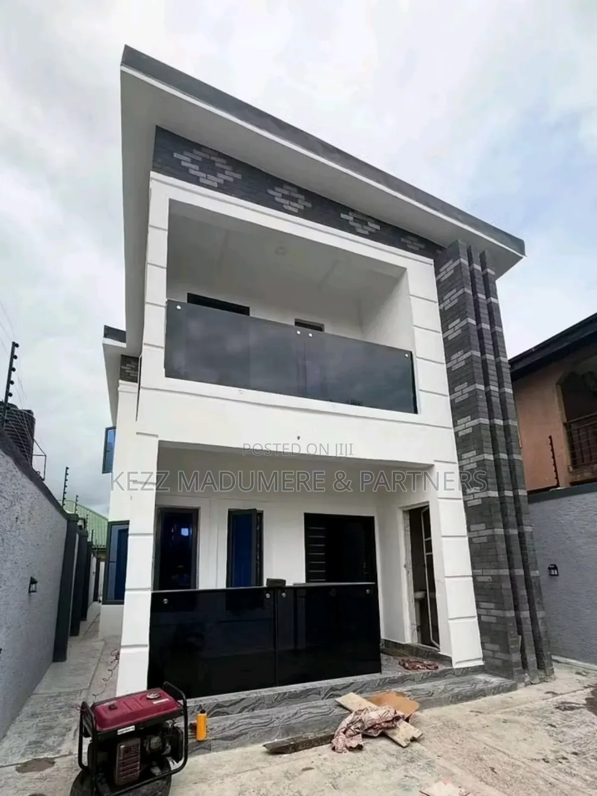 4bdrm Duplex in Ada George Port for sale