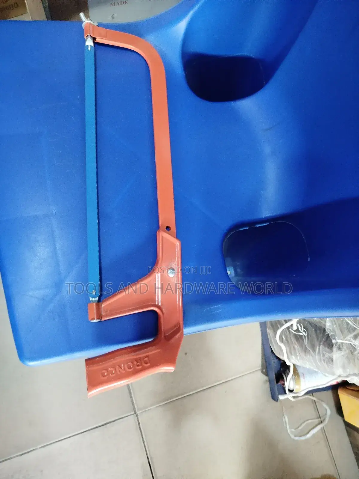 Hacksaw With Blade