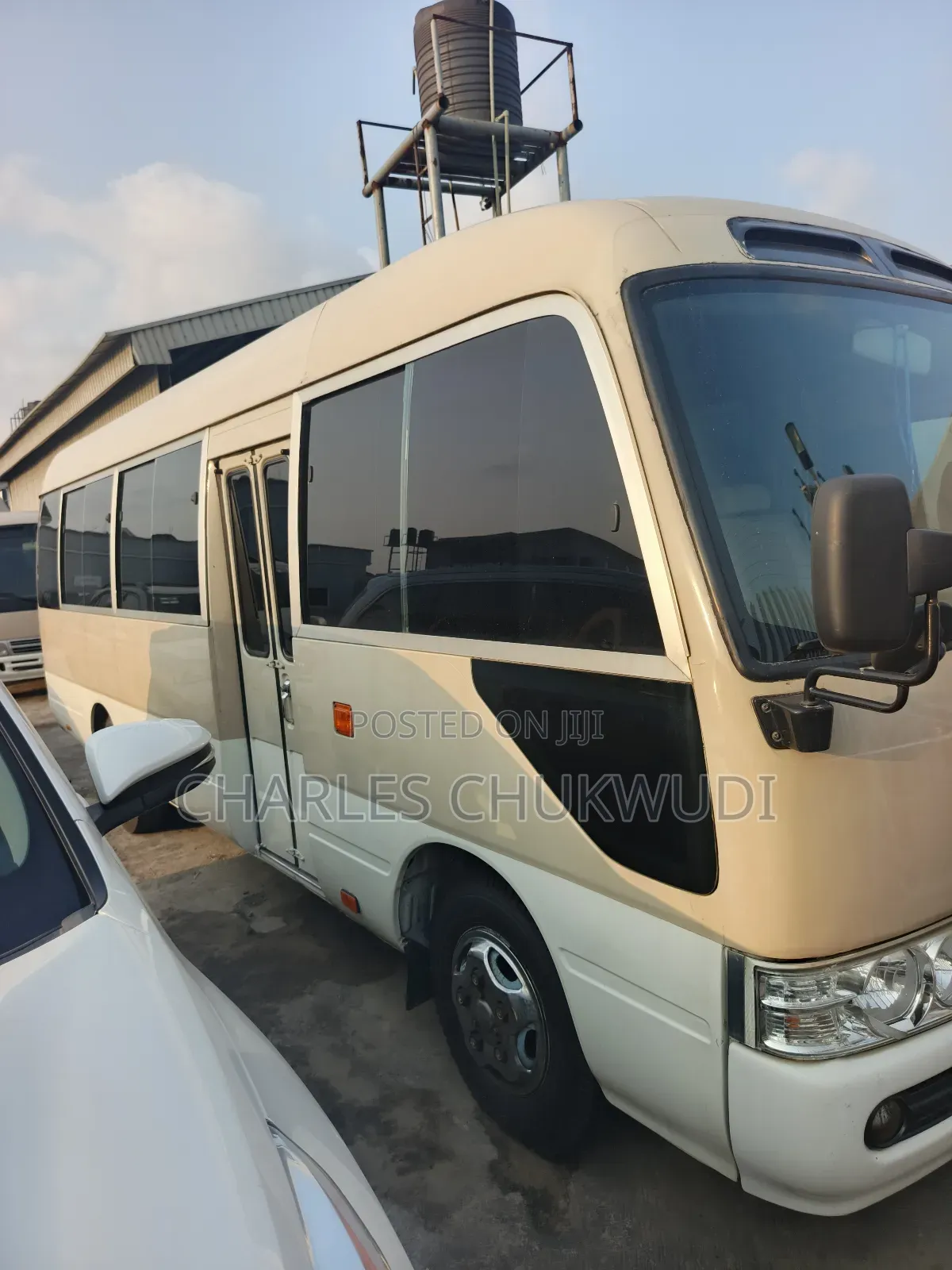 Toyota Coaster 2010 Gold