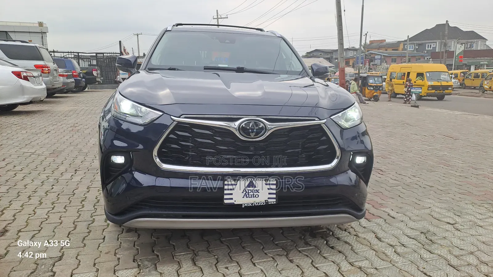 Toyota Highlander Limited AWD 2020 Blue
