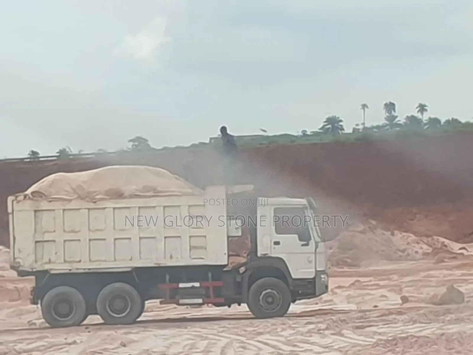 20-Tons of Sharp Sand