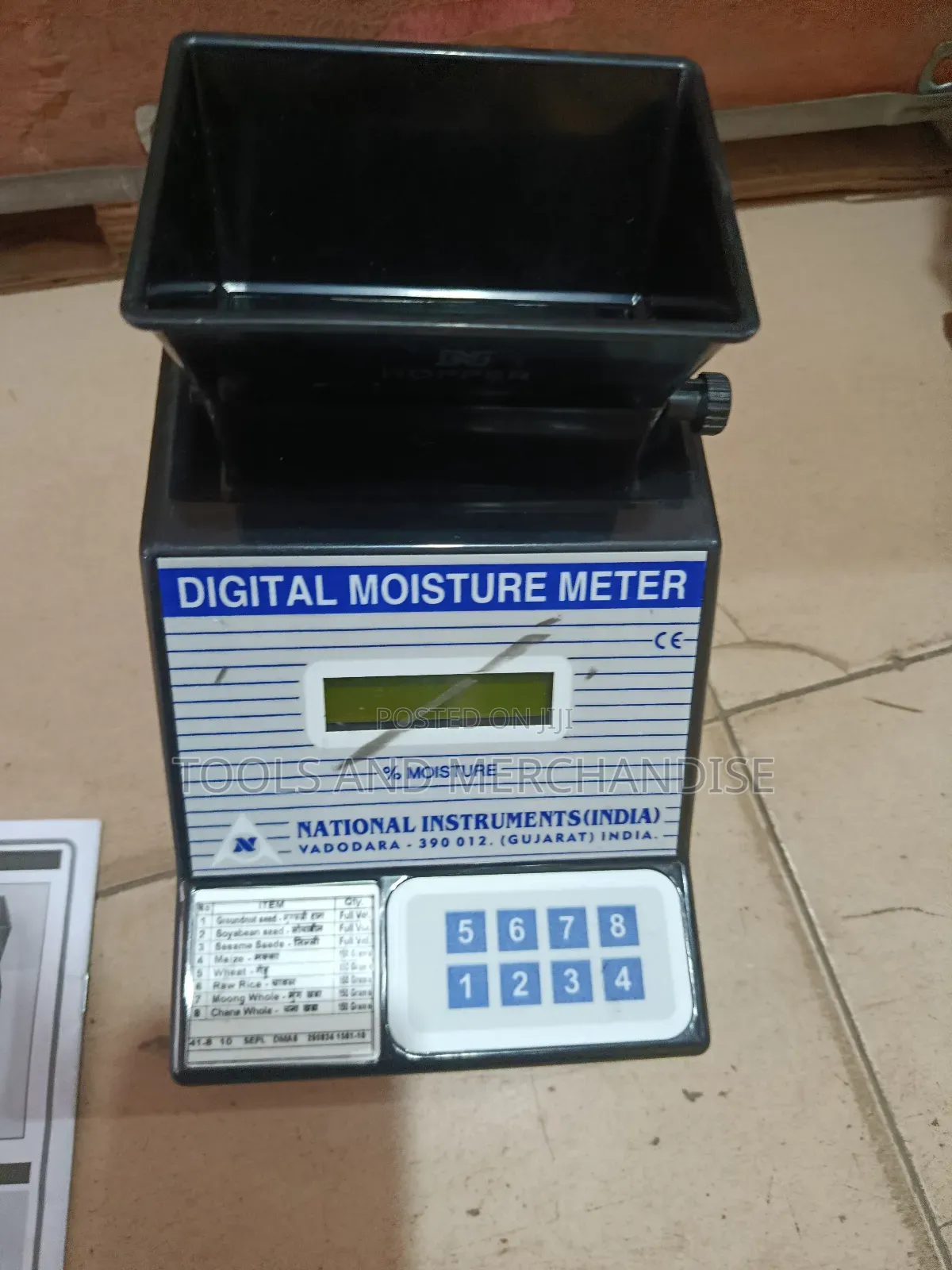 Digital Moisture Meter 8 in 1