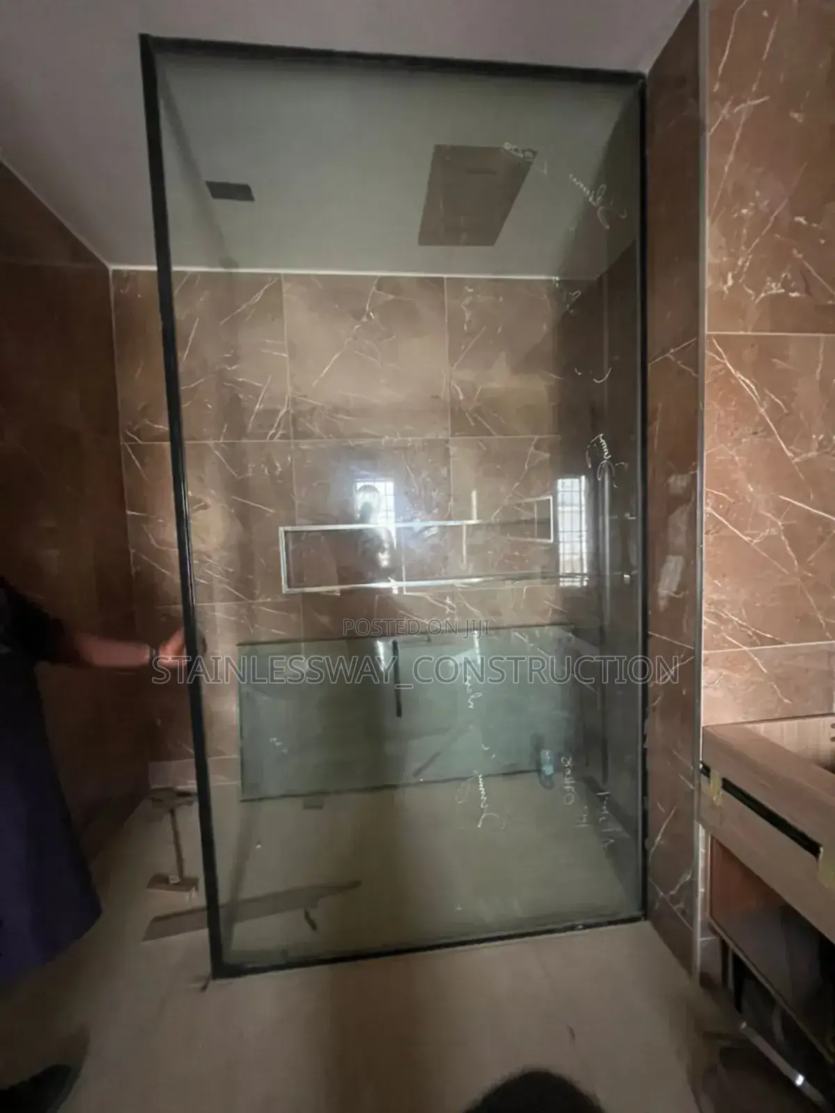 Fixed Glass