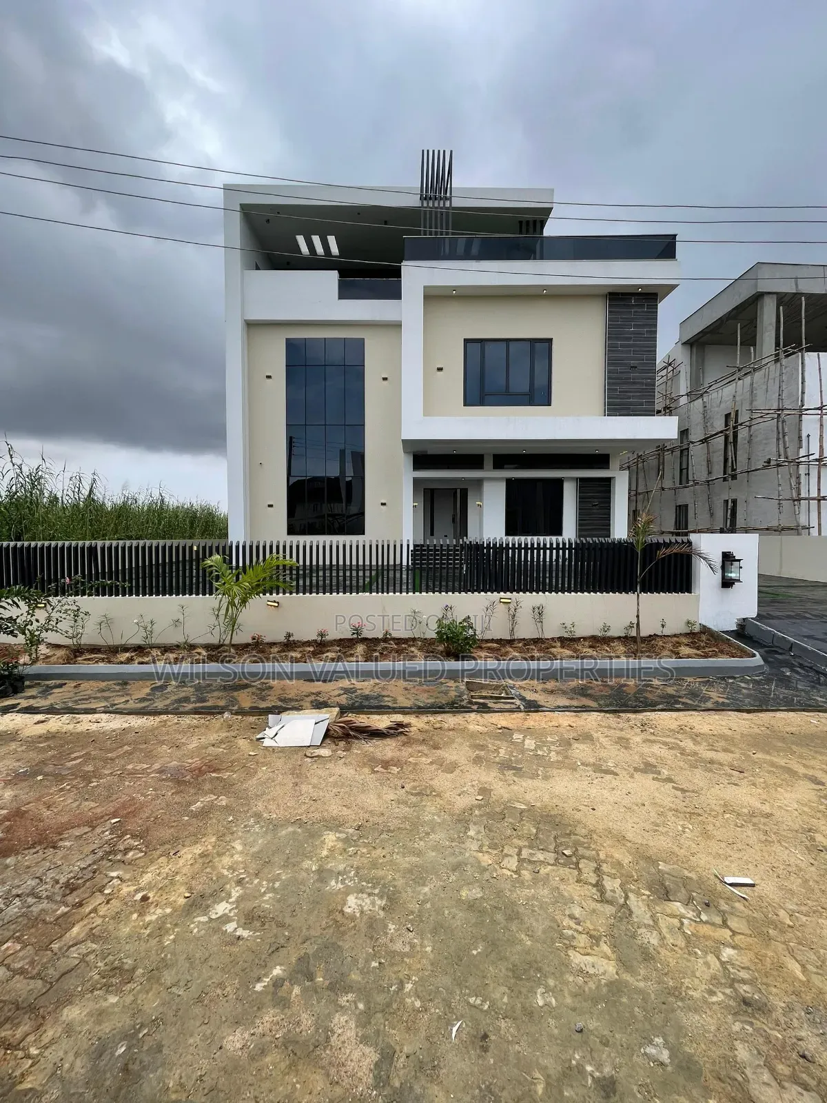 5bdrm Duplex in Wvp Homes 🏡 ✨️, Chevron for sale