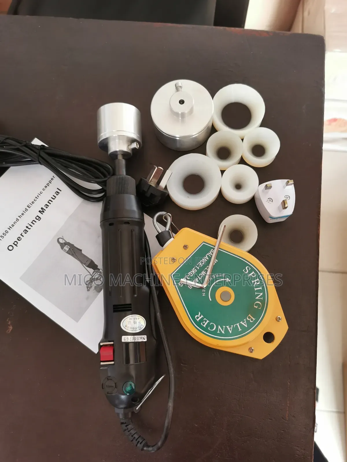 Manual Electric Bottle Cap Screw Locking Machine