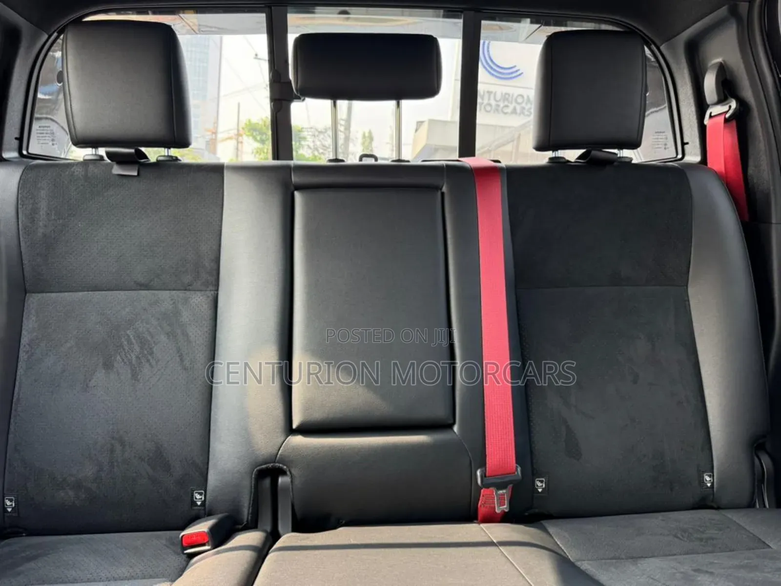 New Toyota Hilux 2025 Black
