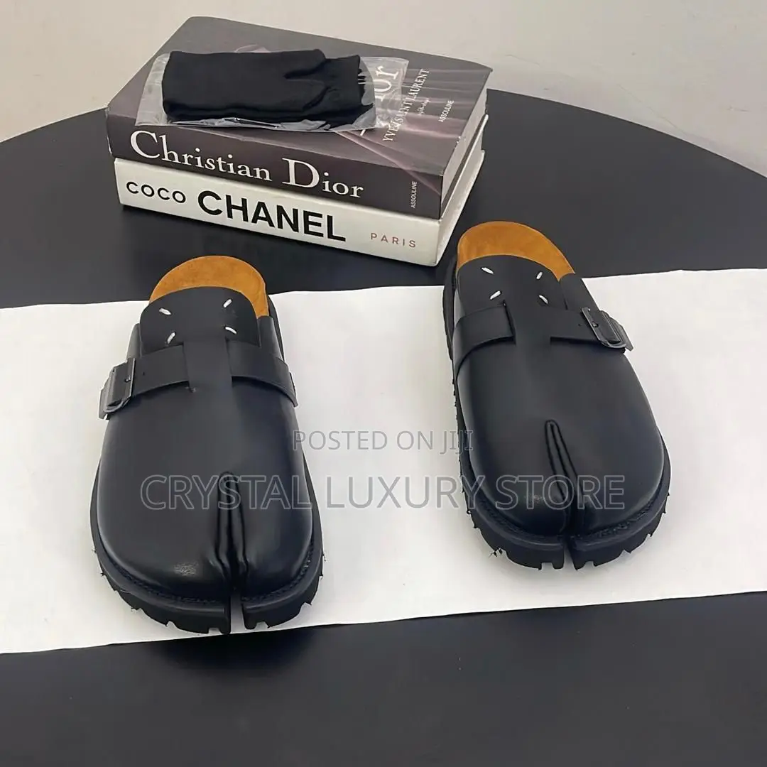 Men Spilt Toe Quality Luxury Half Shoe