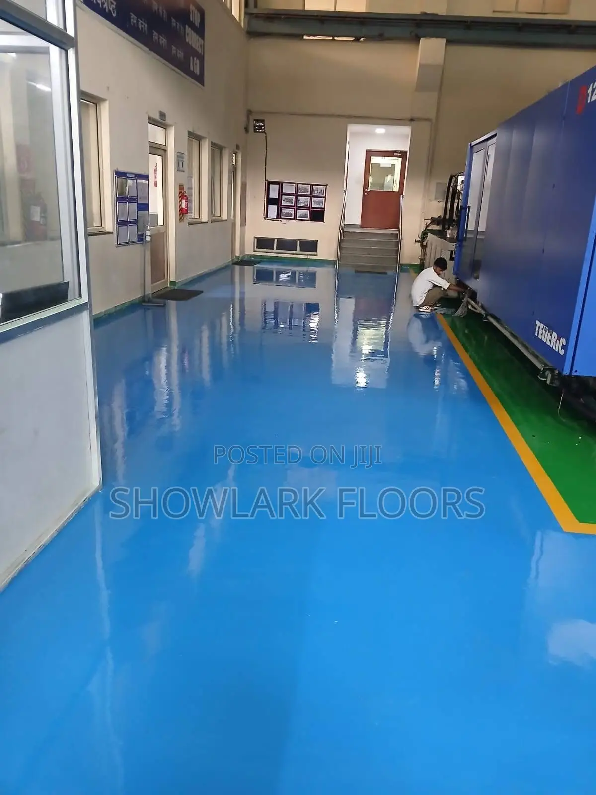 Leveling Epoxy Floor