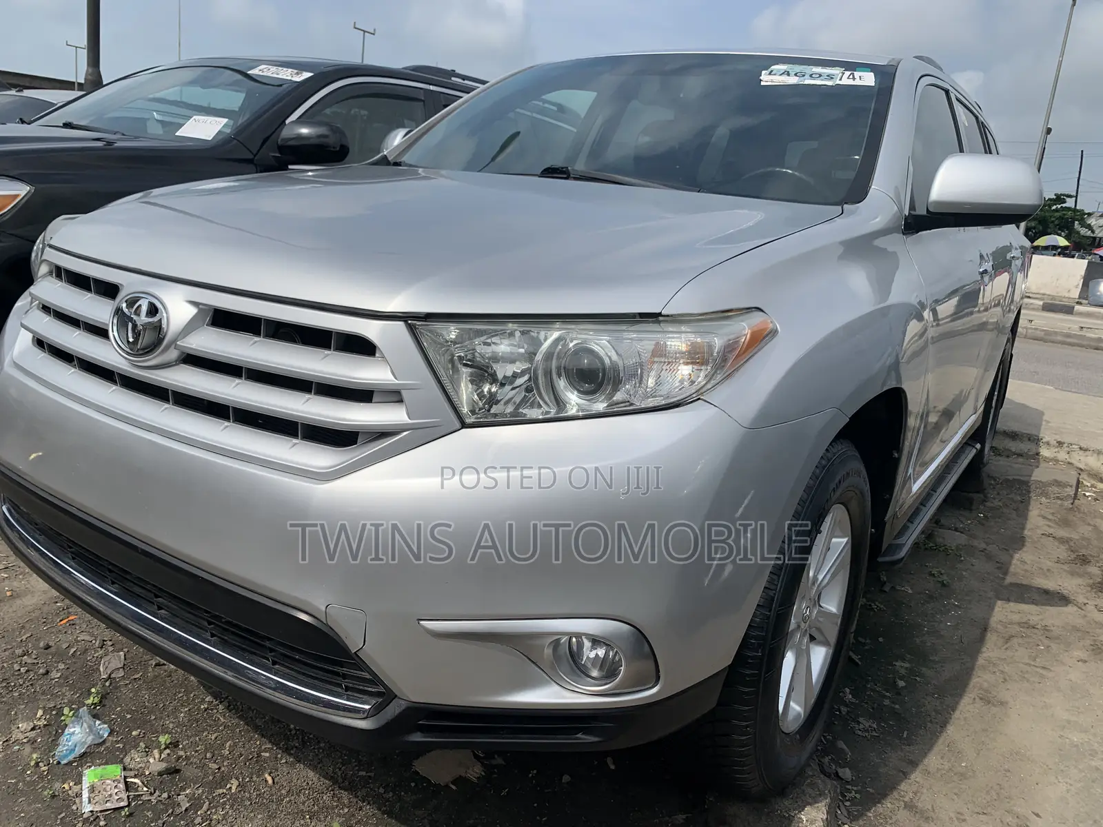 Toyota Highlander Limited 3.5l 4WD 2013 Silver