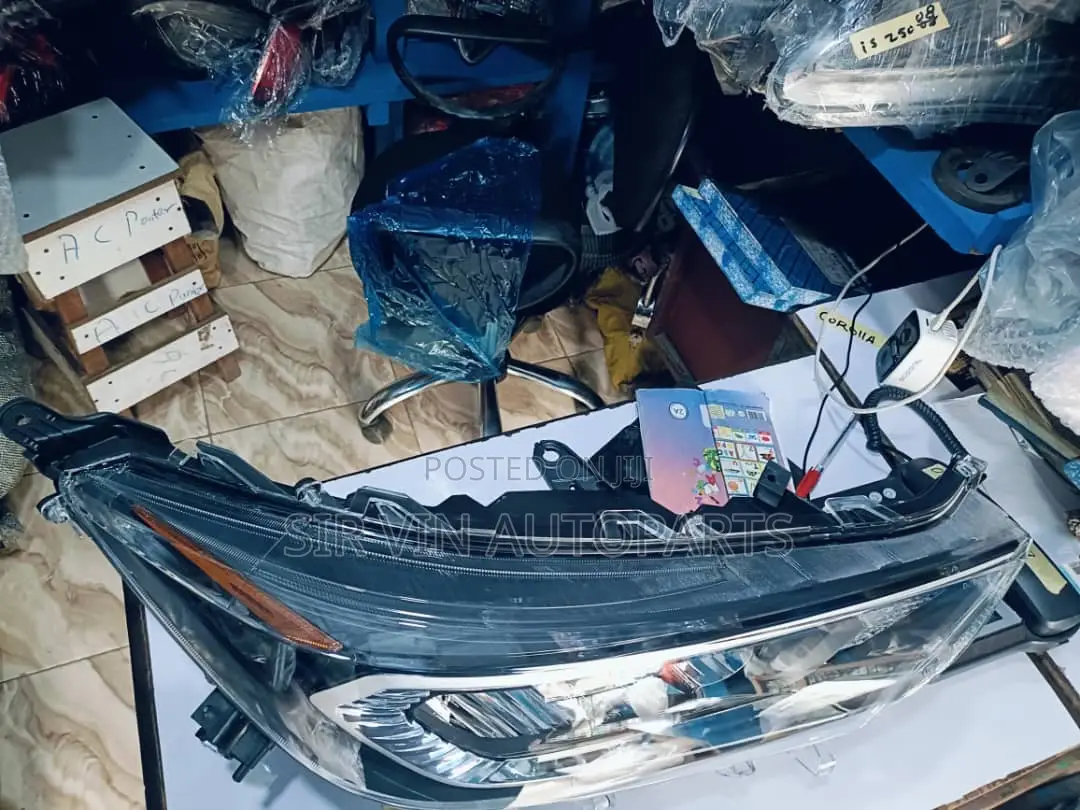 Toyota Rav4 2020 Headlight/Headlamp