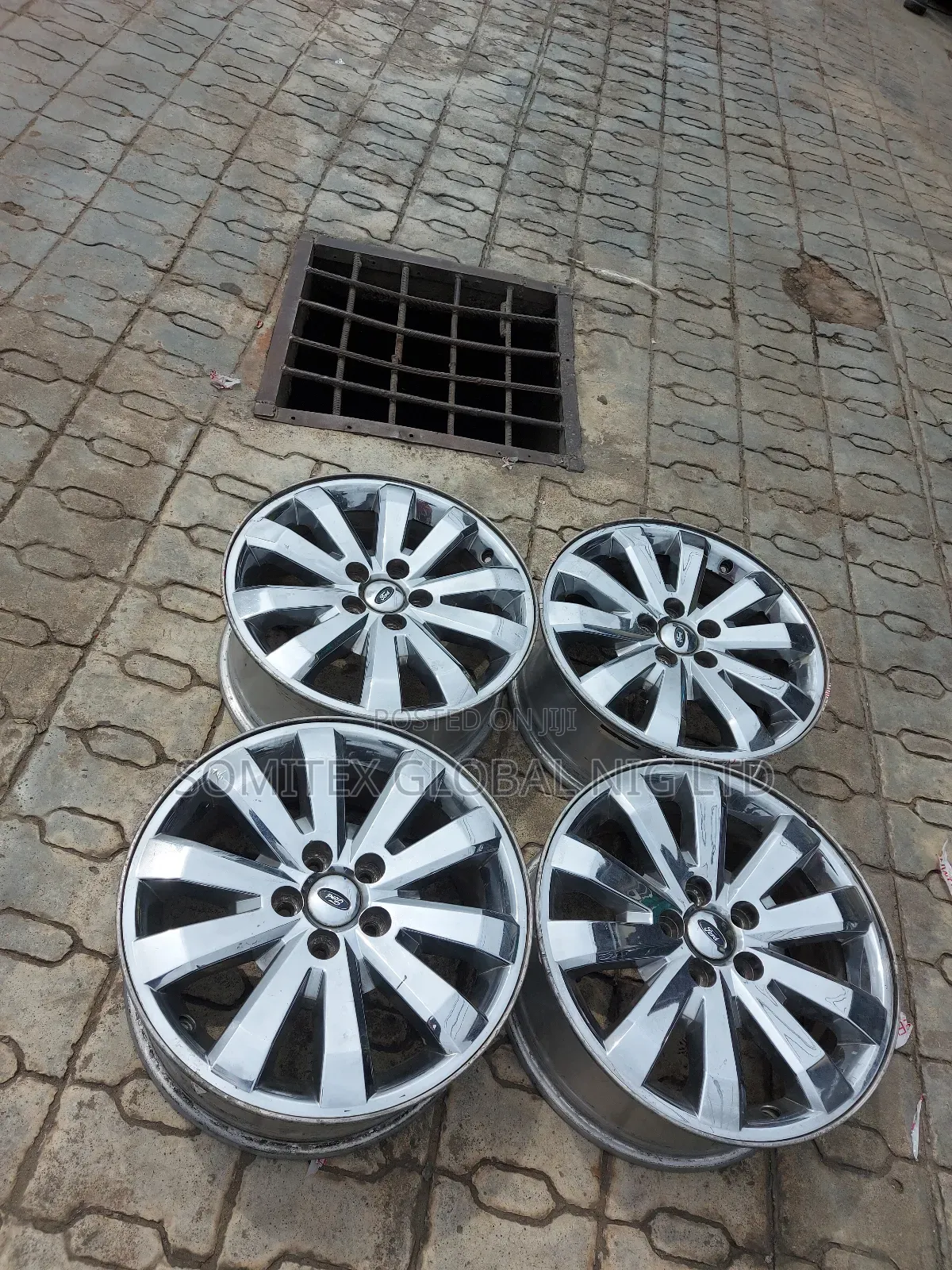Alloyed Rim Ford 18inches!