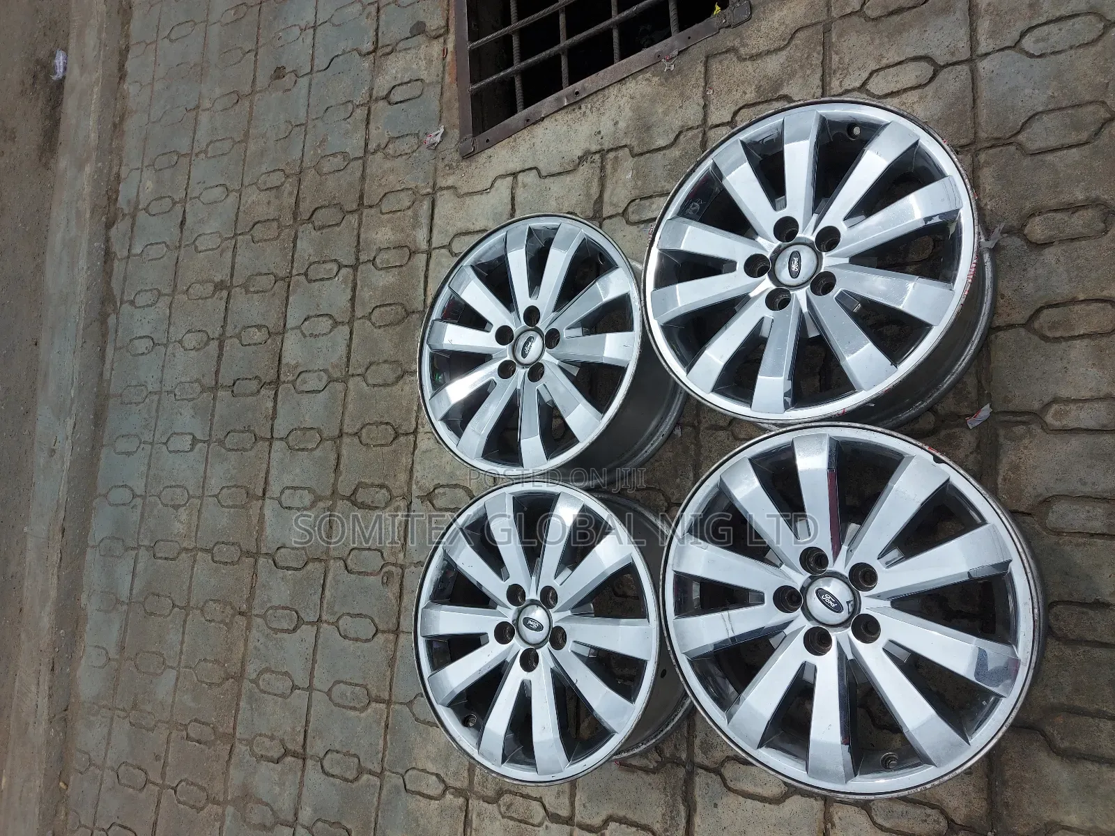 Alloyed Rim Ford 18inches!